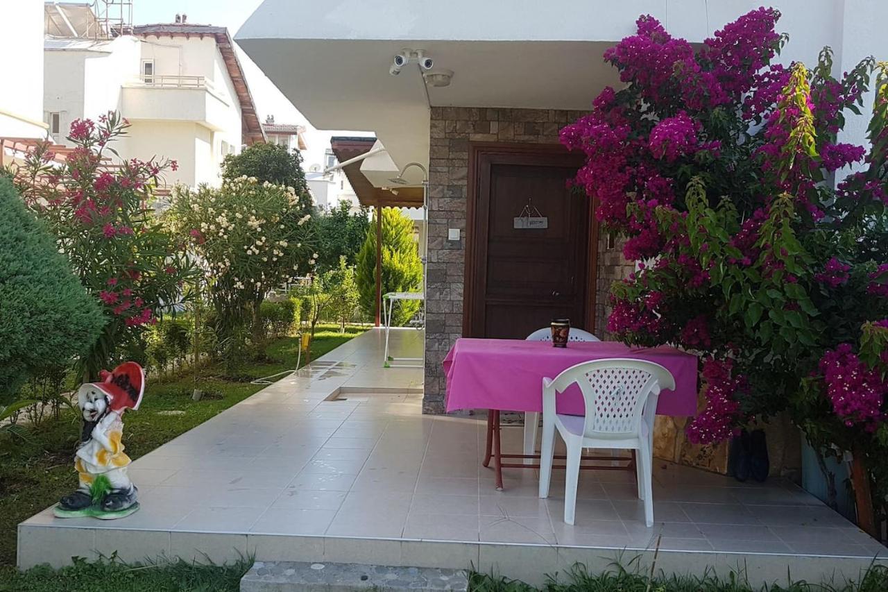 Triblex Villa I Private Beach I Walking Distance To The Sea 300 Meters Side Ngoại thất bức ảnh