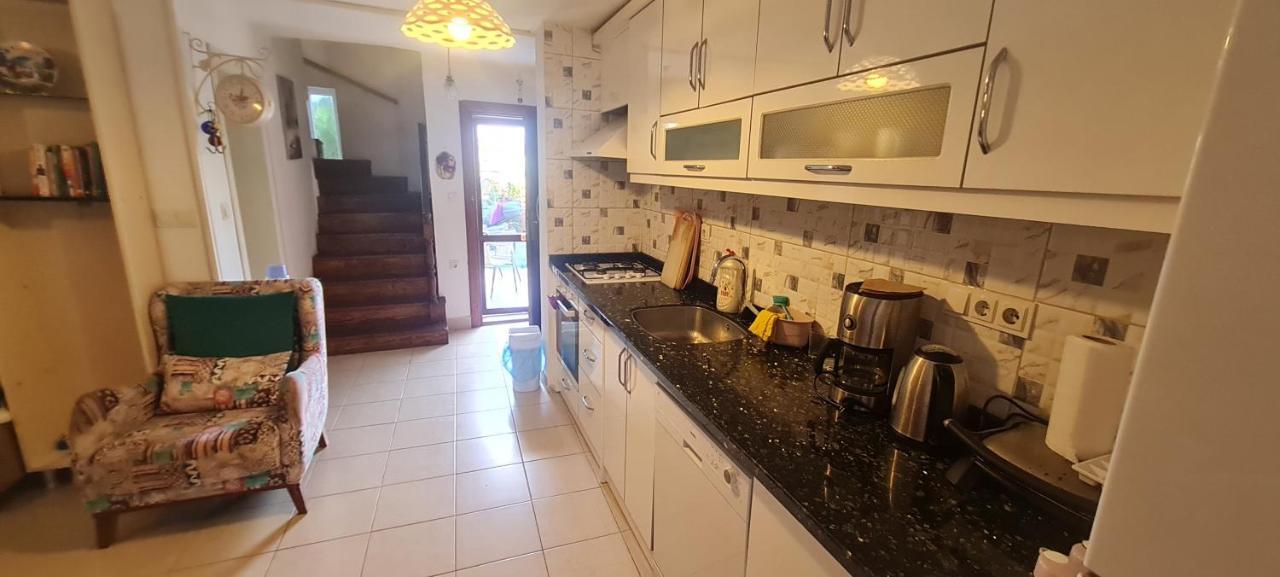 Triblex Villa I Private Beach I Walking Distance To The Sea 300 Meters Side Ngoại thất bức ảnh